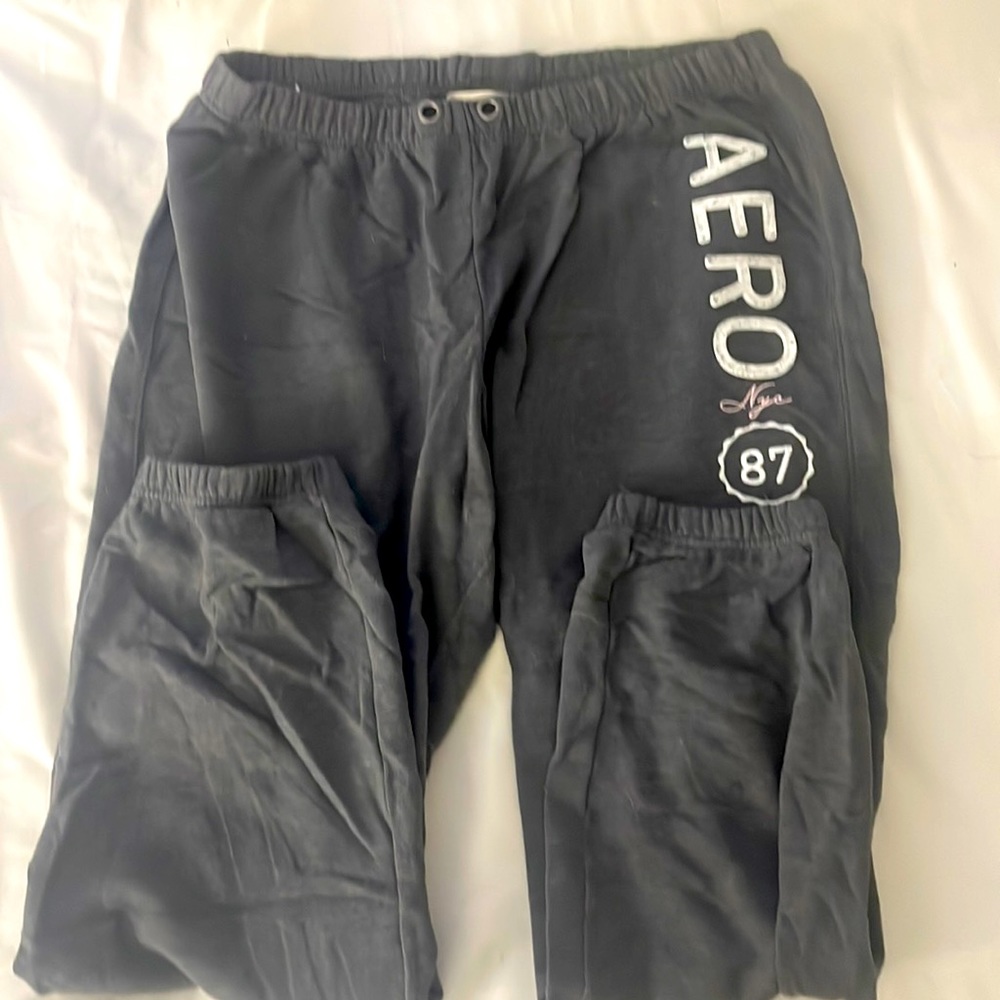 Aeropostale xl sweatpants, worn a couple of times but they are in good condition